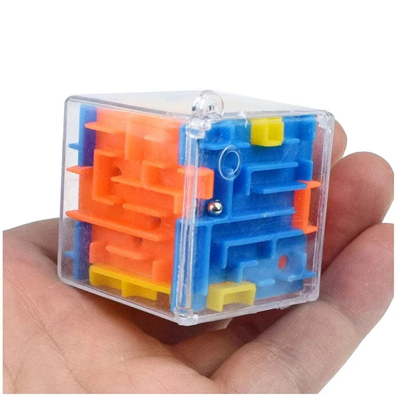 Mini 3D Maze Magic Cube (puzzle game)