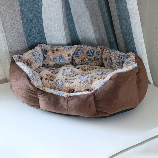 Pet Bed – Cozy and Secure Space for Your Companion